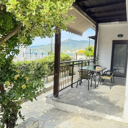 Holiday home Harmony